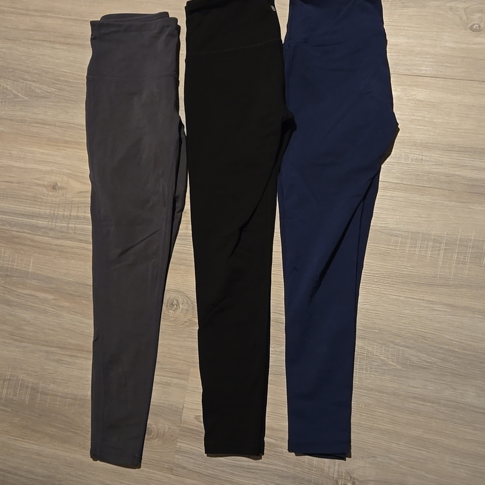 Petite Essentials 7/8 Leggings